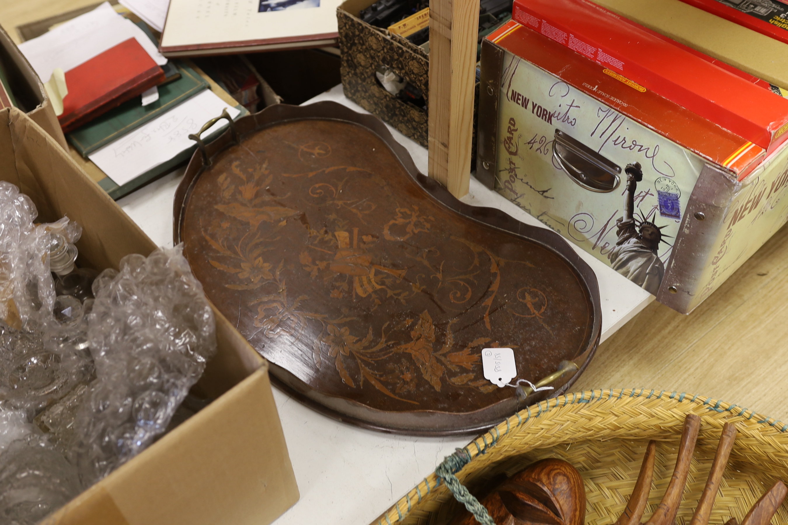 An inlaid kidney tray and a blue and white toilet jug